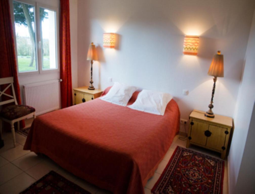 Le Petit Pont Hotel Moncé-en-Belin Szoba fotó