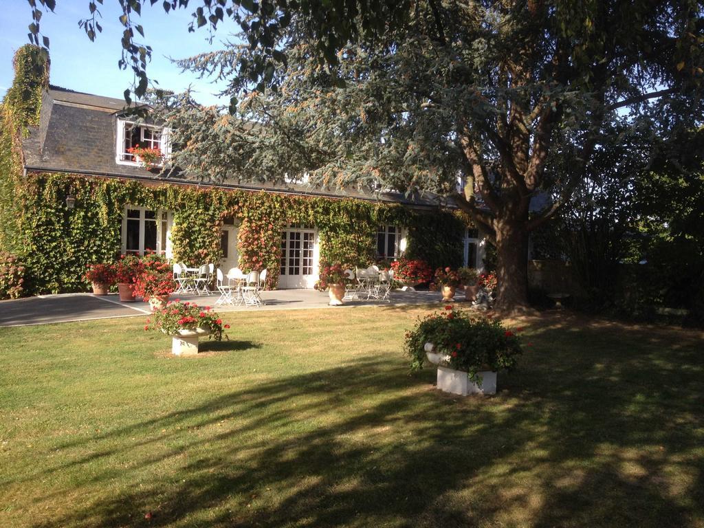 Le Petit Pont Hotel Moncé-en-Belin Kültér fotó