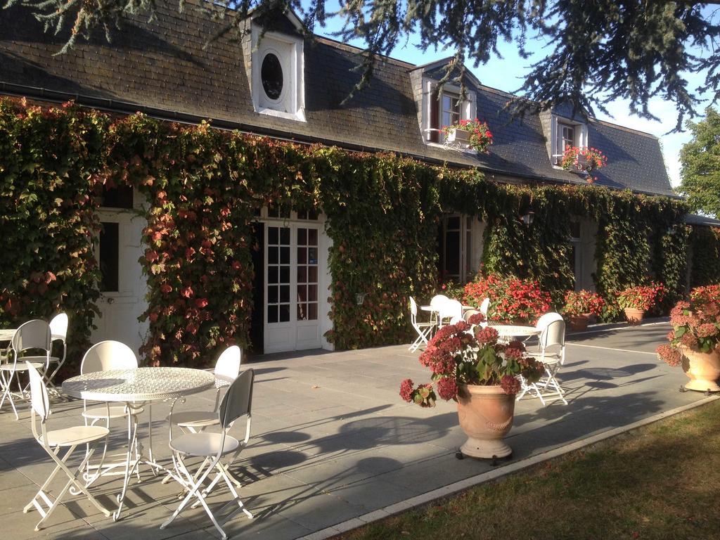 Le Petit Pont Hotel Moncé-en-Belin Kültér fotó