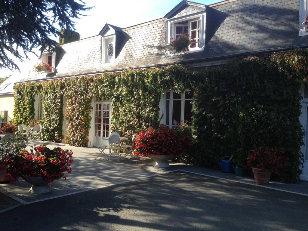 Le Petit Pont Hotel Moncé-en-Belin Kültér fotó
